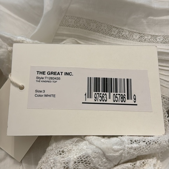 White The Kindred Top | THE GREAT. - Picture 5 of 8